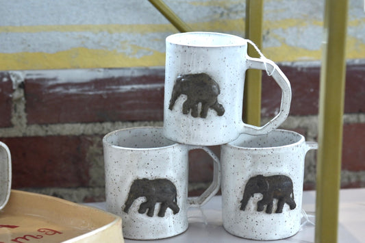 Susan Hewitt - Mug (elephant)